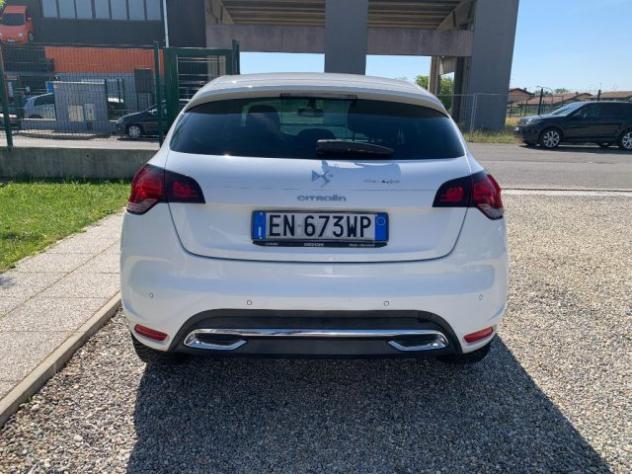 DS AUTOMOBILES DS 4 1.6 e-HDi 110 airdream Chic rif. 23642695 - Foto 6