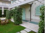 Villetta bifamiliare in vendita a Forte dei Marmi 180 mq  Rif: 1069240