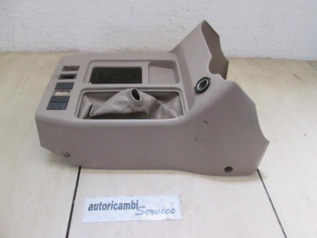 8972978200 TUNNEL CENTRALE PARTE ANTERIORE ISUZU TROOPER 3.0 D 4X4 117KW AUT 5P (2001) RICAMBO USATO - Foto 2