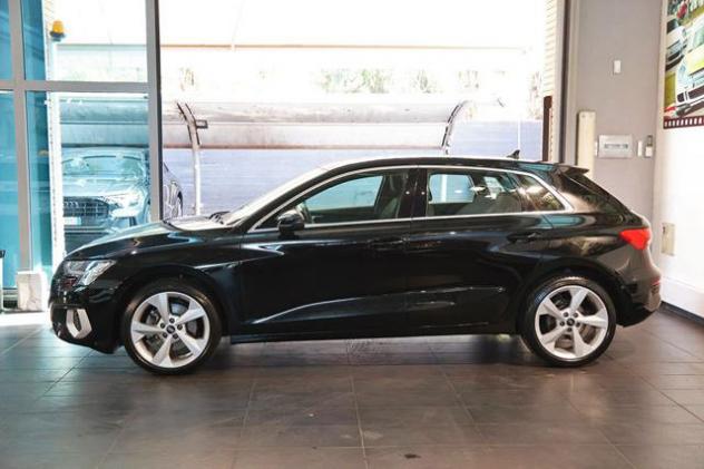 AUDI A3 30 TFSI Sportback S-Tronic Business Advanced rif. 24170949 - Foto 3