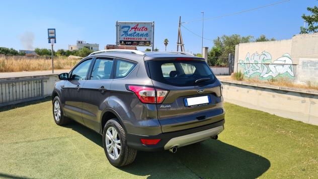 Ford Kuga 1.5 TDCi 120 cv 8v. Business 2017 - Foto 4