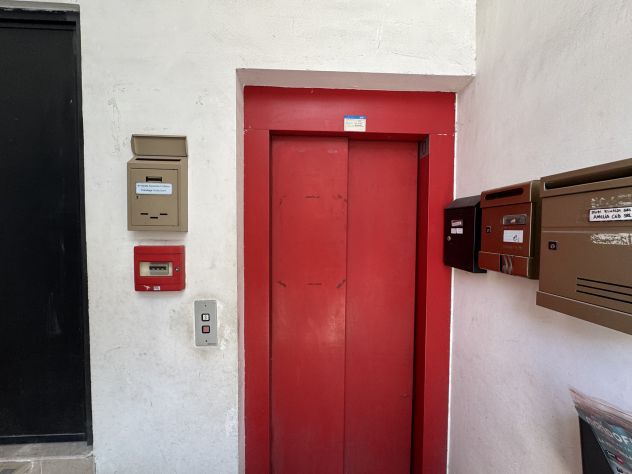 APPARTAMENTO CENTRALISSIMO CON ASCENSORE - Foto 8
