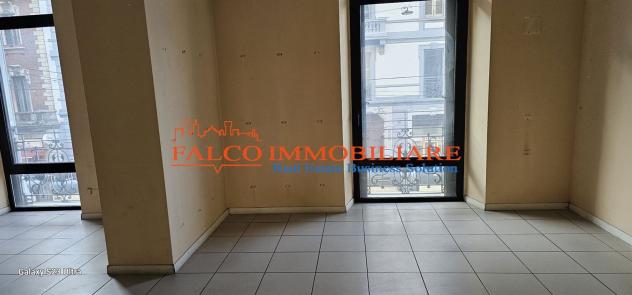 MILANO, VIA FARINI - AFFITTASI NEGOZIO 4 LUCI 150 MQ - Foto 12