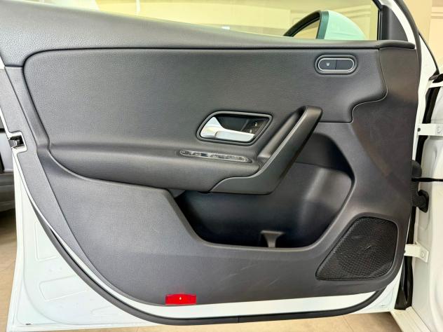 Mercedes A 180d 2.0 Automatic Sport Plus 2021 - Foto 10