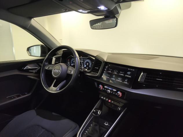 Audi A1 A1 Sportback 30 1.0 tfsi Identity Black 110cv s-tronic - Foto 8