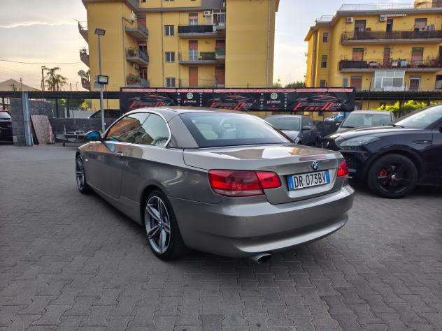 Bmw 320 320d coupCabrio Futura - Foto 7