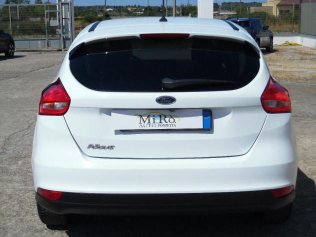 FORD - Focus - 1.5 TDCi 120 CV Titanium - Foto 8