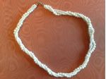 COLLANA IN PLASTICA IMITAZIONE PERLE