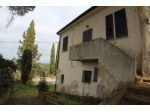 APPARTAMENTI IN COMPLESSO RURALE