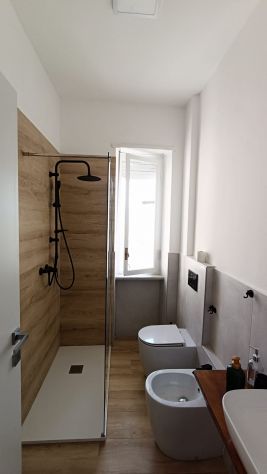 Appartamento completamente ristrutturato e arredato Piazza rebaudengo 6 - Torino - Foto 2