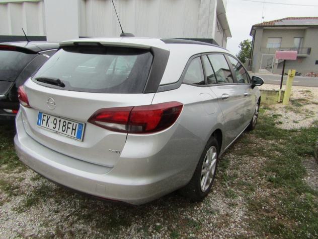 Opel Astra 1.6 CDTi 110CV Start&Stop Sports Tourer Business - Foto 5
