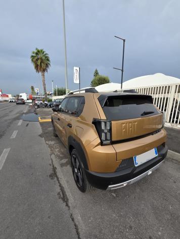 Fiat Grande Panda 1.2 Hybrid 110 CV S&S La Prima - Foto 3