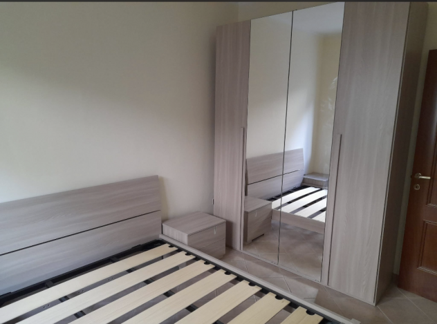 TRILOCALE LIBERO IN VIA CECCHI : 430 EURO MINIME SPESE - Foto 2
