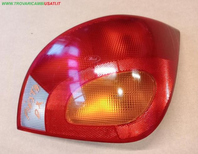 FANALE POST.D. FORD FIESTA (DX)  Parti elettriche  Fanaleria  Fanali  Fanale post. sx. FORD - FIESTA - 01-09-1995 - 01-08-1999, FORD - FIESTA - 01