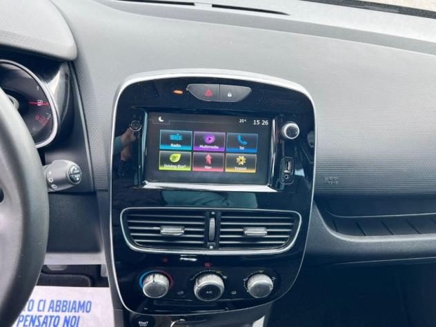 Renault Clio TCe 12V 75 CV 5 porte Moschino Zen - Foto 9