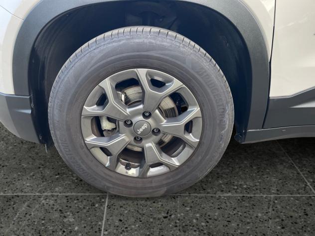 Jeep Avenger 1.2 turbo Longitude fwd 100cv - Foto 7