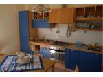 V002366 - VENDO AMPIO APPARTAMENTO DI 150 MQ