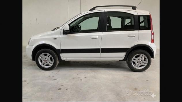 Fiat Panda 1.4 climbing Natural Power metano per neopatentati - Foto 4