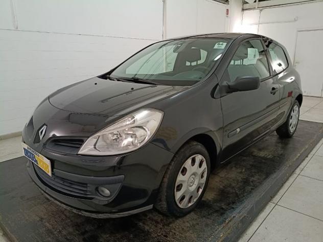RENAULT Clio 3p 1.4 16v Confort 98cv rif. 23623836