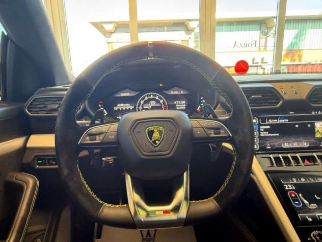 LAMBORGHINI Urus PEARL CAPSULE rif. 23907969 - Foto 6