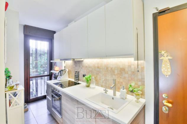 Appartamento di 100 m² con 3 locali e box auto in vendita a Seregno - Foto 3