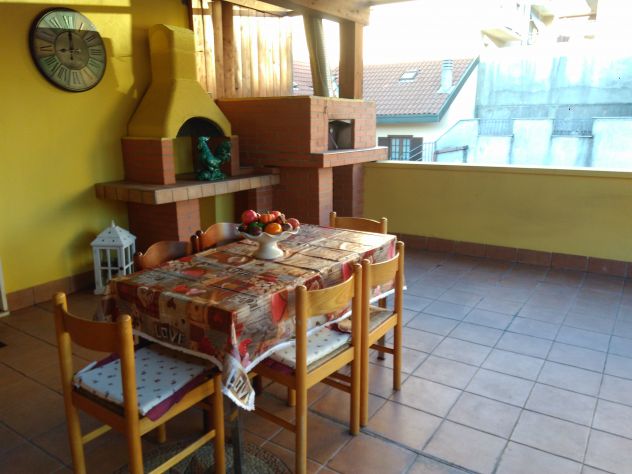 CAMERE DOPPIE USO SINGOLA IN ATTICO PER TRASFERTISTI BREVI PERIODI - Foto 9