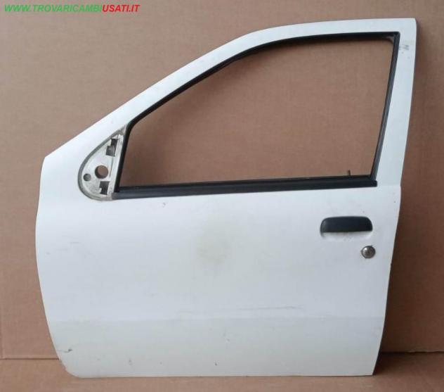 PORTA ANT.S. BIANCA C/ALZ.E SERR. 999-U65650 Carrozzeria  Lamierati esterni  Porte  Porta ant. sx. FIAT - PUNTO I - 55 / 60 / 85 / GT - 1993  1999, FI
