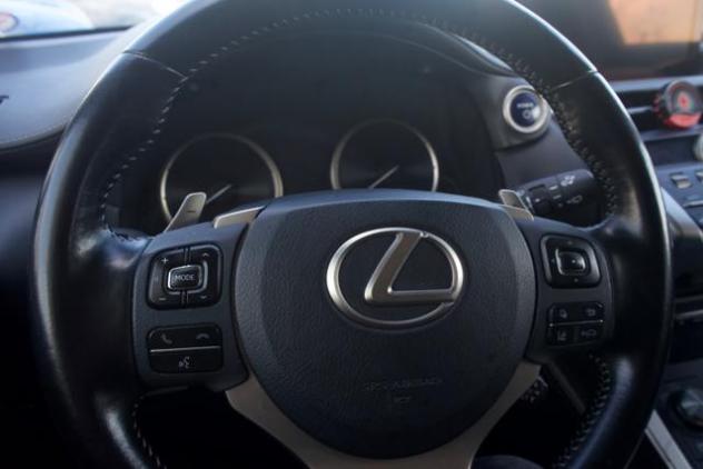 LEXUS NX 300 Hybrid 4WD Luxury rif. 24036338 - Foto 9