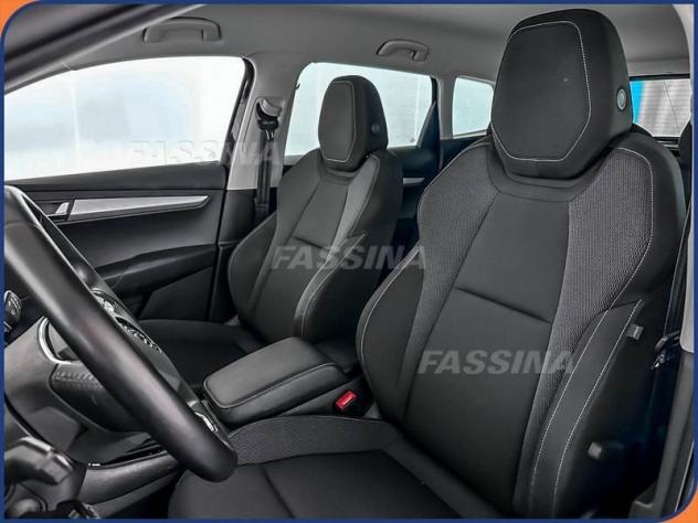 Škoda Karoq 2.0 tdi evo Executive 115cv dsg - Foto 8