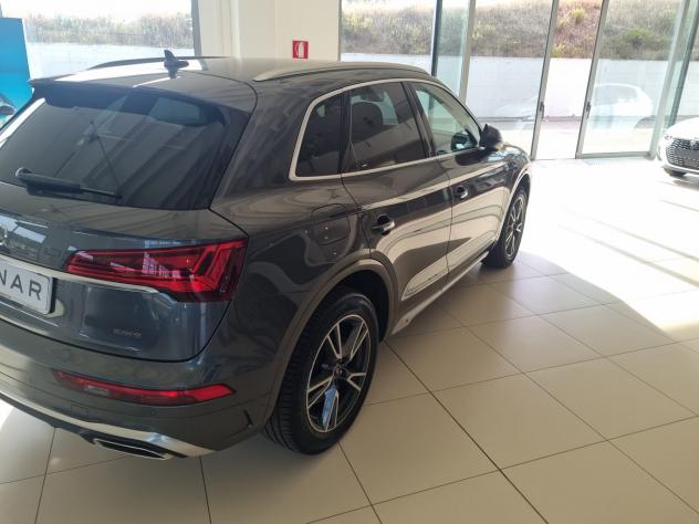Audi Q5 40 TDI 204 CV quattro S tronic Identity Black - Foto 3