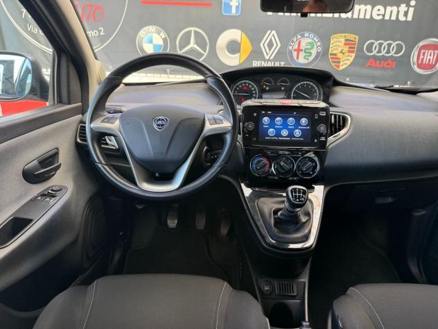 Lancia Ypsilon 1.0 FireFly 5 porte S&S Hybrid Gold - Foto 10