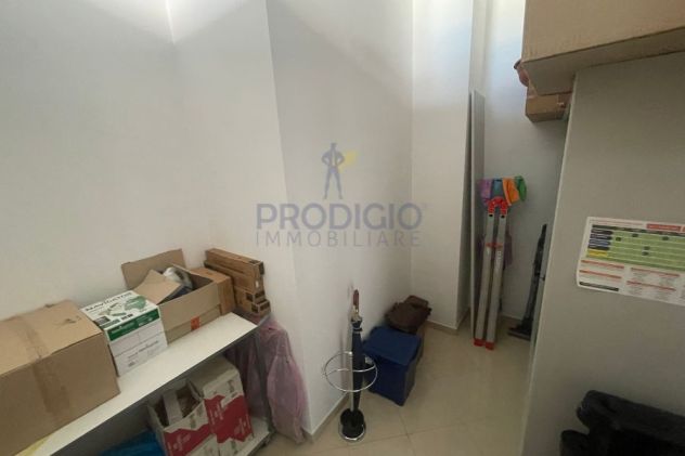 Comodo appartamento uso ufficio in vendita a Bisceglie - Foto 9