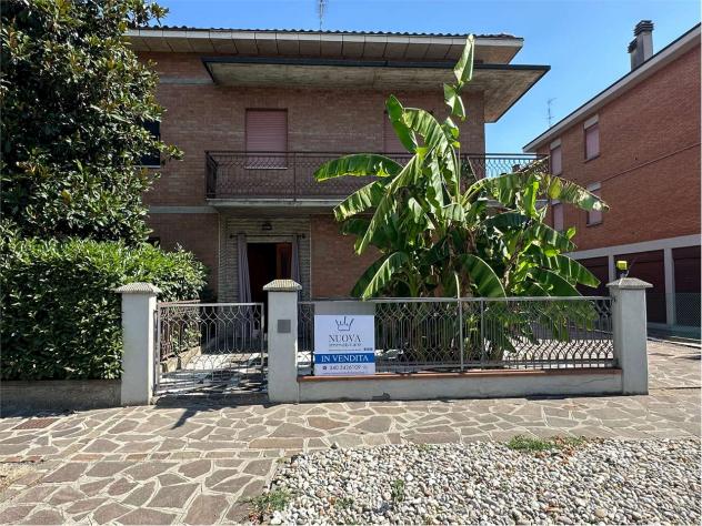 VA183 - CARPI VILLA IN ZONA CIBENO A DUE MINUTI DAL CENTRO!!!!!