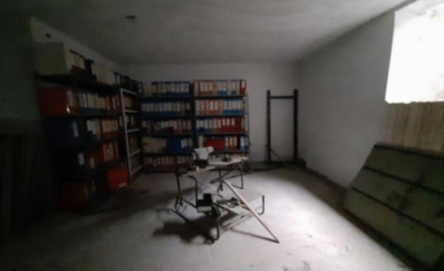 Immobile in asta di 372 m² con più di 5 locali e box auto in vendita a Caltrano - Foto 6