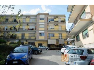 STANZA in AFFITTO (NAPOLI) rif. NAPOLI FILIALE 1_STZ0038