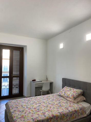 CAMERA SINGOLE VICINO POLITECNICO SOLO STUDENTESSE VIA DANTE DI NANNI 88