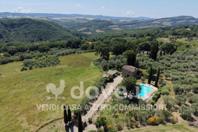 Rustico / Casale di 160 m² con più di 5 locali e posto auto in vendita a Pienza - Foto 8