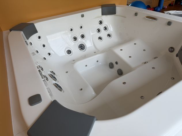 minipiscina jacuzzi serie maxi evolution modello Santorini x 5 persone - Foto 2
