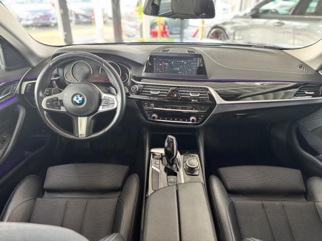 BMW Serie 5(G30/31/F90) 520i Sport - Foto 10