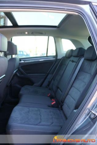 VOLKSWAGEN Tiguan 2.0 TDI SCR DSG R-Line rif. 19456746 - Foto 2