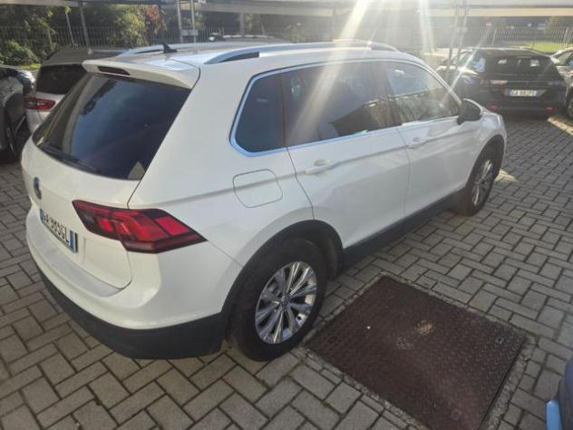 VOLKSWAGEN Tiguan 1.5 TSI Business BlueMotion Technology rif. 24105358 - Foto 10