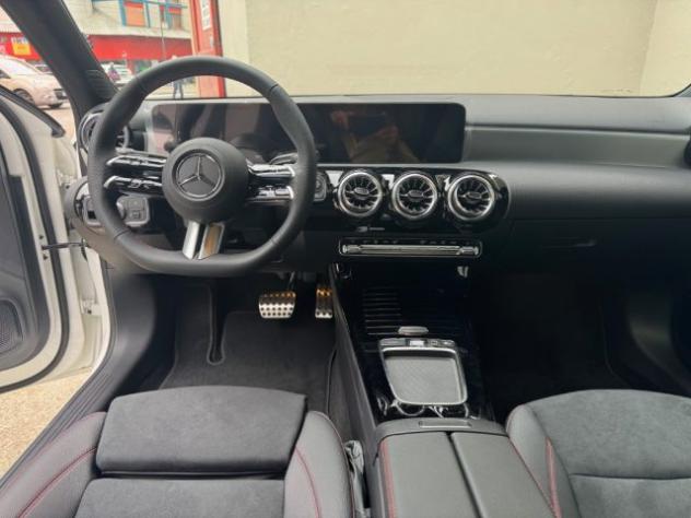 MERCEDES-BENZ A 180 d Automatic AMG Line Premium rif. 23481648 - Foto 6
