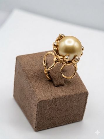 ANELLO IN ORO GIALLO 18 KT,DIAMANTI E PERLA - Foto 2
