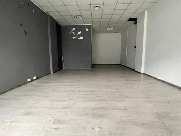 Negozio mq. 70 con posto auto - Foto 3