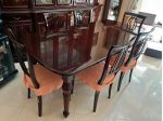 Tavolo in legno classico con sedie - Da restaurare