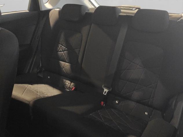 Hyundai Bayon 1.0 T-GDI Hybrid 48V iMT XLine - Foto 10