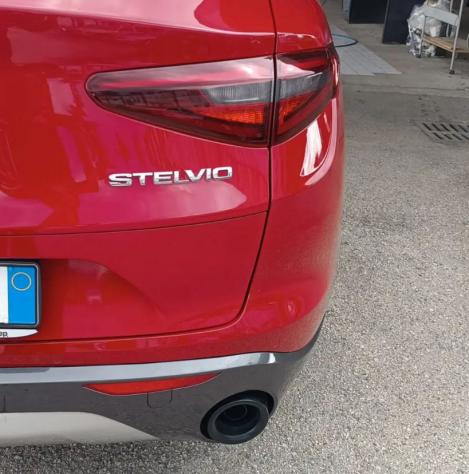 Alfa Romeo Stelvio 2.2 Turbodiesel 210 CV AT8 Q4 Ti - Foto 10