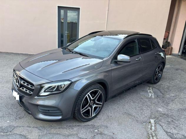 MERCEDES Classe GLA 200 d Automatic 4Matic Premium - Foto 3
