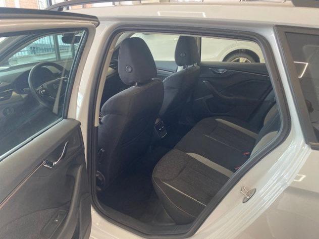 Škoda Kamiq 1.5 TSI 150cv Style - Foto 10