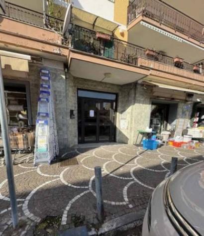 Immobile in asta di 200 m² con più di 5 locali e box auto in vendita a Giugliano in Campania - Foto 3